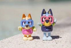 Bluey Pool Time Bluey And Bingo Figurines 2 Pack -Toy Supplies Store MOO0011 3