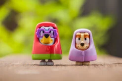 Bluey Grannies Bluey And Bingo Figurines 2 Pack -Toy Supplies Store MOO0013 3